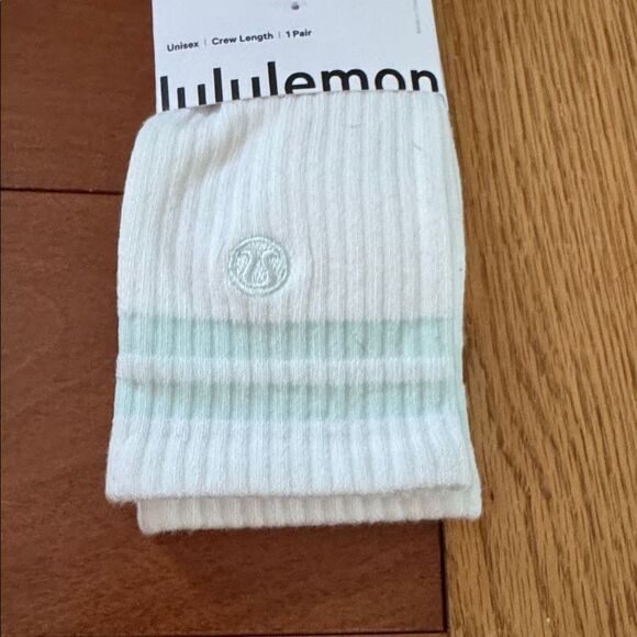 NWT lululemon 3 pairs of Daily Essentials Socks size XL - Picture 3 of 5